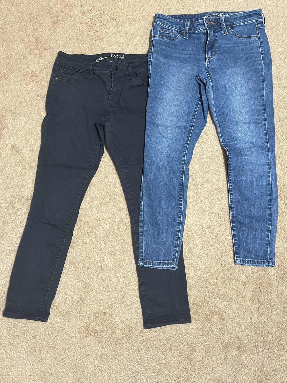 Universal Thread Black and Blue Women’s Jeans Set Classic Stretch Fit SIZE 4